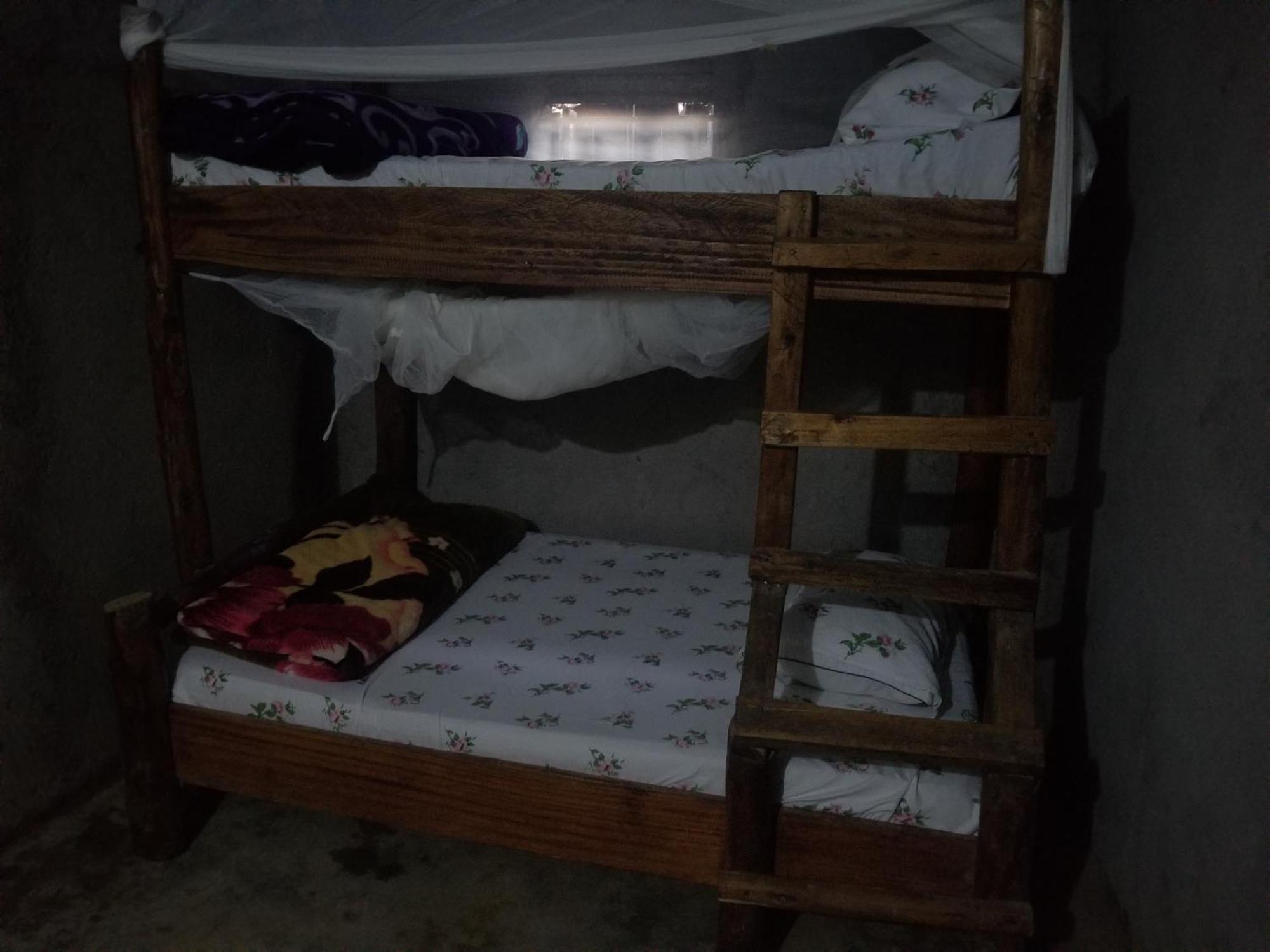 Sipi Backpackers Apartment Kapchorwa Bilik gambar