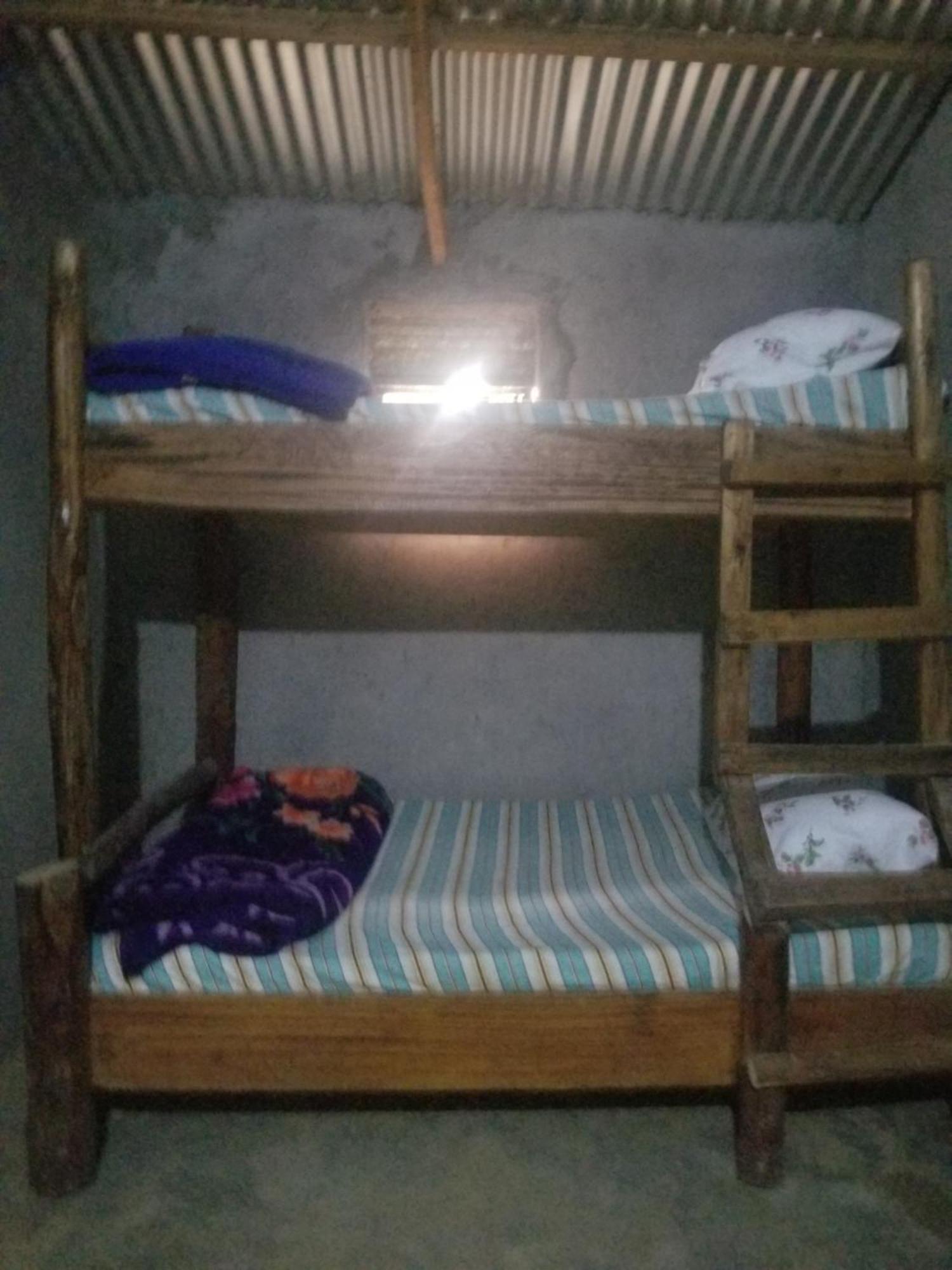 Sipi Backpackers Apartment Kapchorwa Bilik gambar